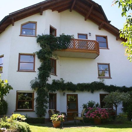 Ferienwohnung Mosella Osann-Monzel Esterno foto
