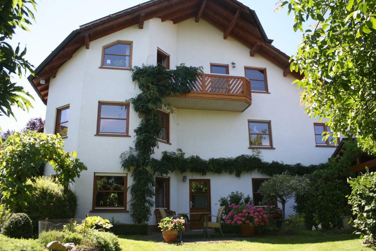 Ferienwohnung Mosella Osann-Monzel Esterno foto